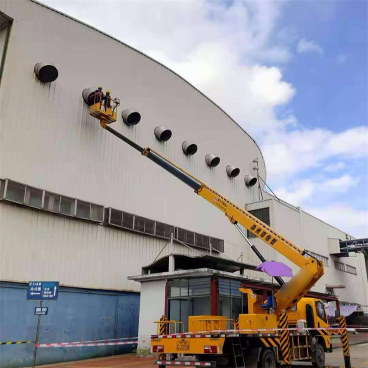 天全高空作业车出租服务：专业广告牌安装解决方案